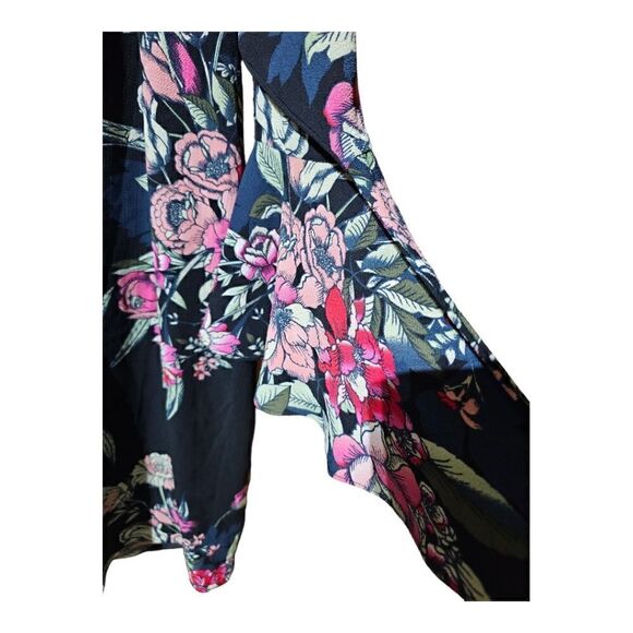 CITY CHIC Black Pink Floral Empire Sleeve Pullover Dress - Size 18 - Picture 5 of 7